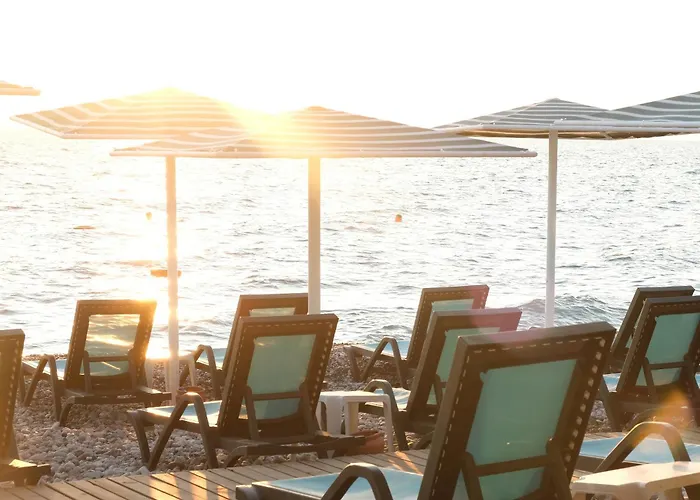 Crystal De Luxe Comfort Collection Kemer